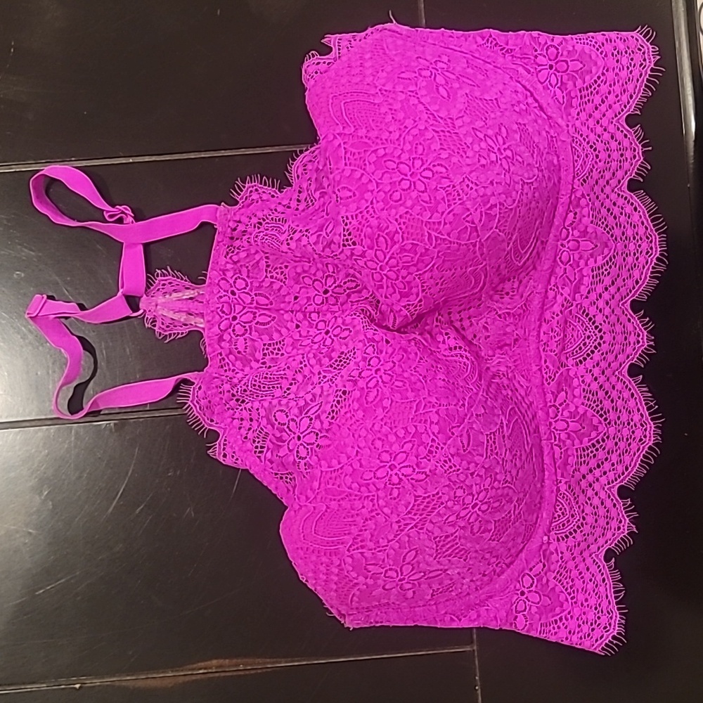 VS Pink Push-Up Bralette small